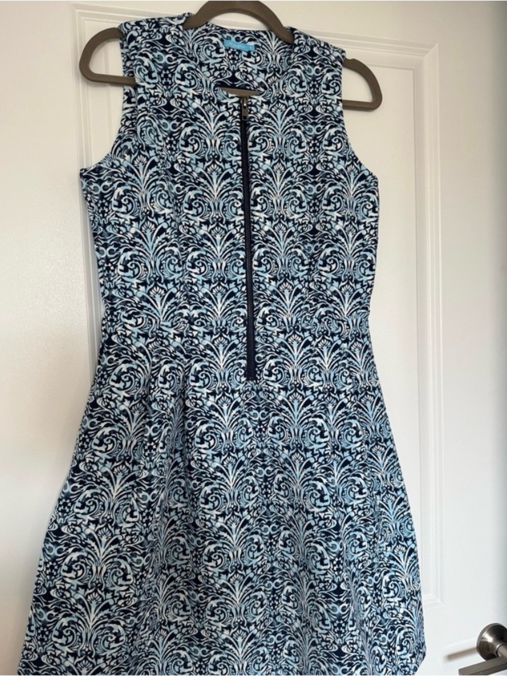 J. McLaughlin Navy and Light Blue Patterned Sleeveless Dress Medium